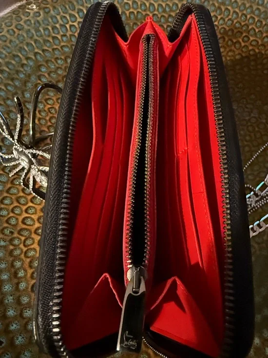 Christian Louboutin Panettone Black Leather Silver Spike Wallet - Picture 4 of 9